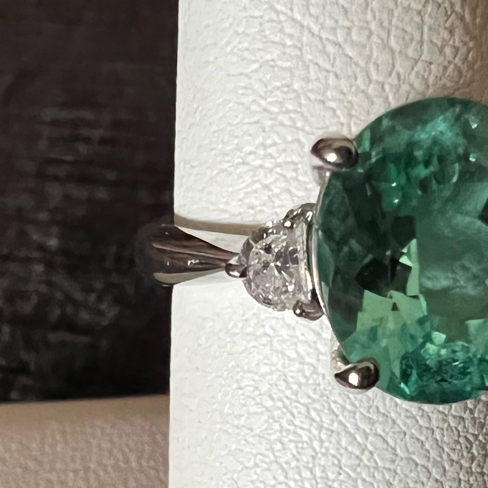 3.99 ct.  PARAIBA TOURMALINE colorless Half moon cut DIAMONDS 950 PLATINUM ring - Picture 6 of 17